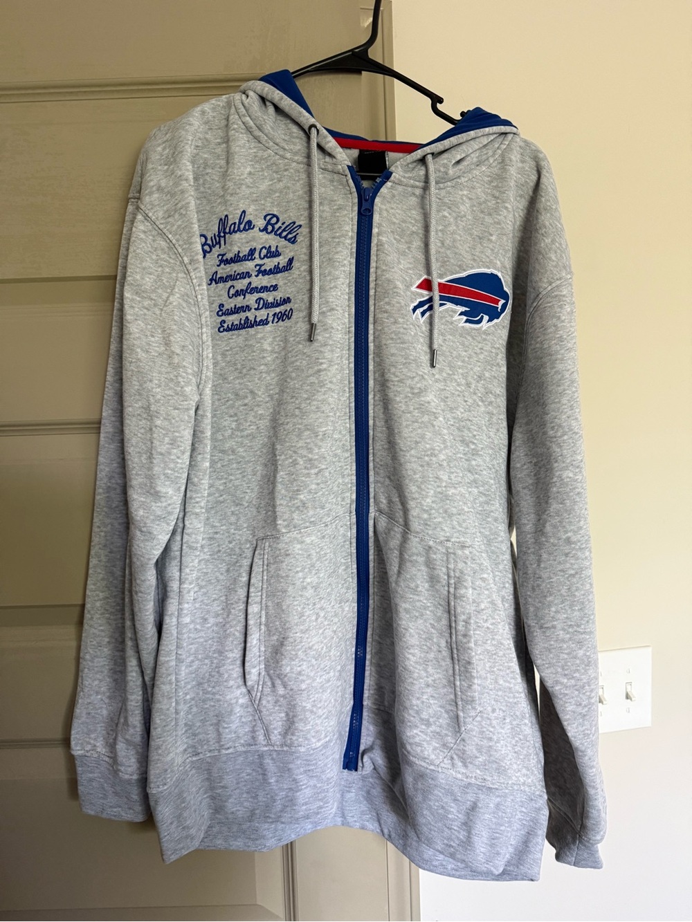 Buffalo Bills Gray Lightweight Zip Hoodie Jacket